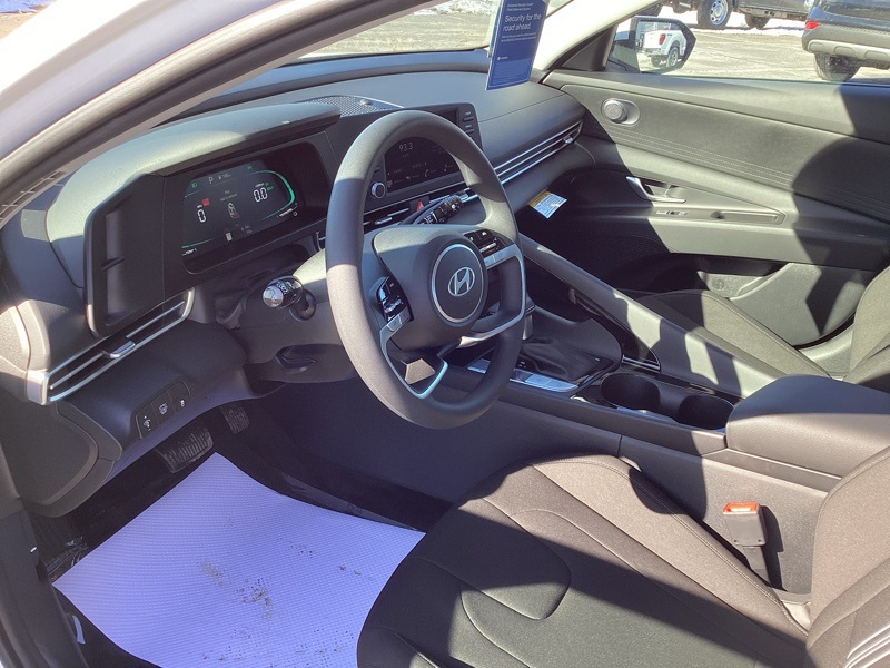 2025 Hyundai Elantra Hybrid Blue photo 24