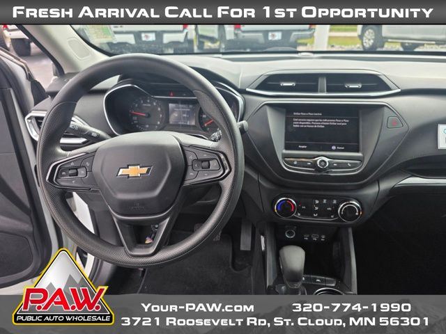 2023 Chevrolet Trailblazer LT photo 12