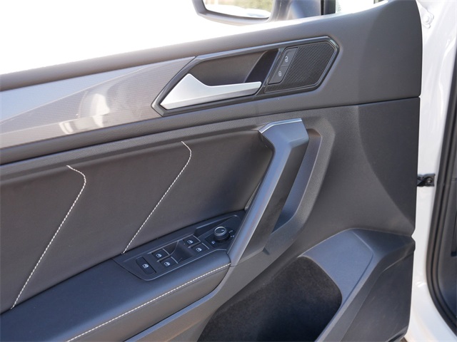 2022 Volkswagen Tiguan SE photo 15