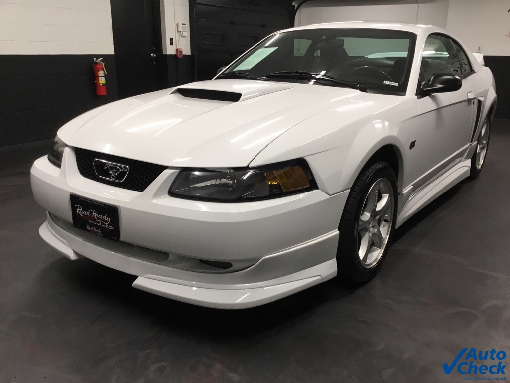 2002 Ford Mustang GT photo 3