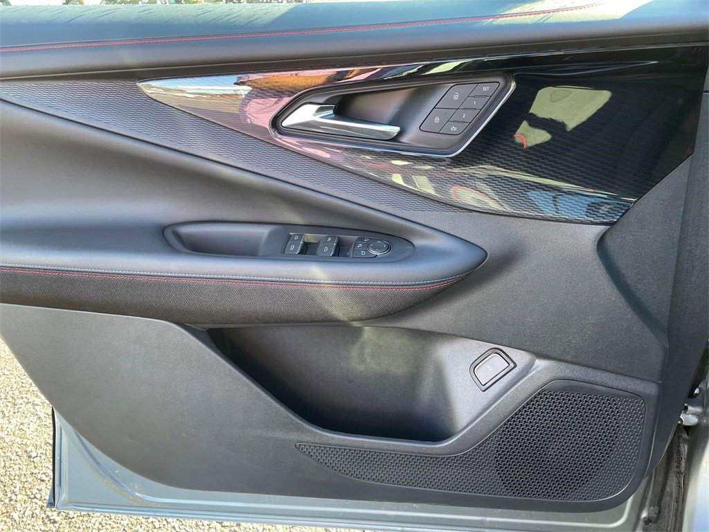 2025 Chevrolet Blazer EV RS photo 16