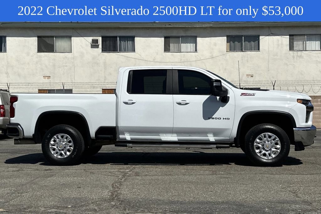 2022 Chevrolet Silverado 2500HD LT photo 3