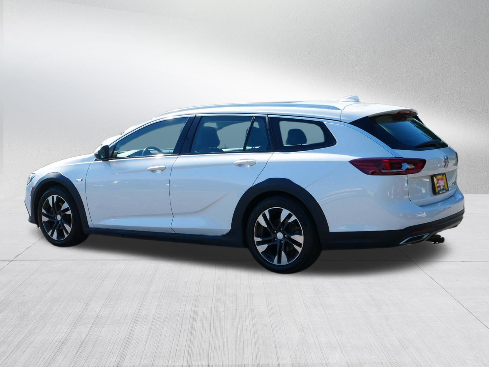 2019 Buick Regal TourX Essence photo 4