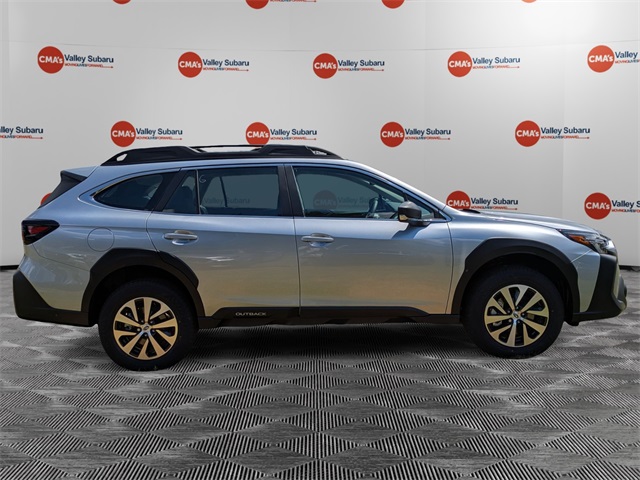 2025 Subaru Outback Base photo 4
