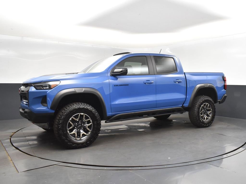 2025 Chevrolet Colorado ZR2 photo 3