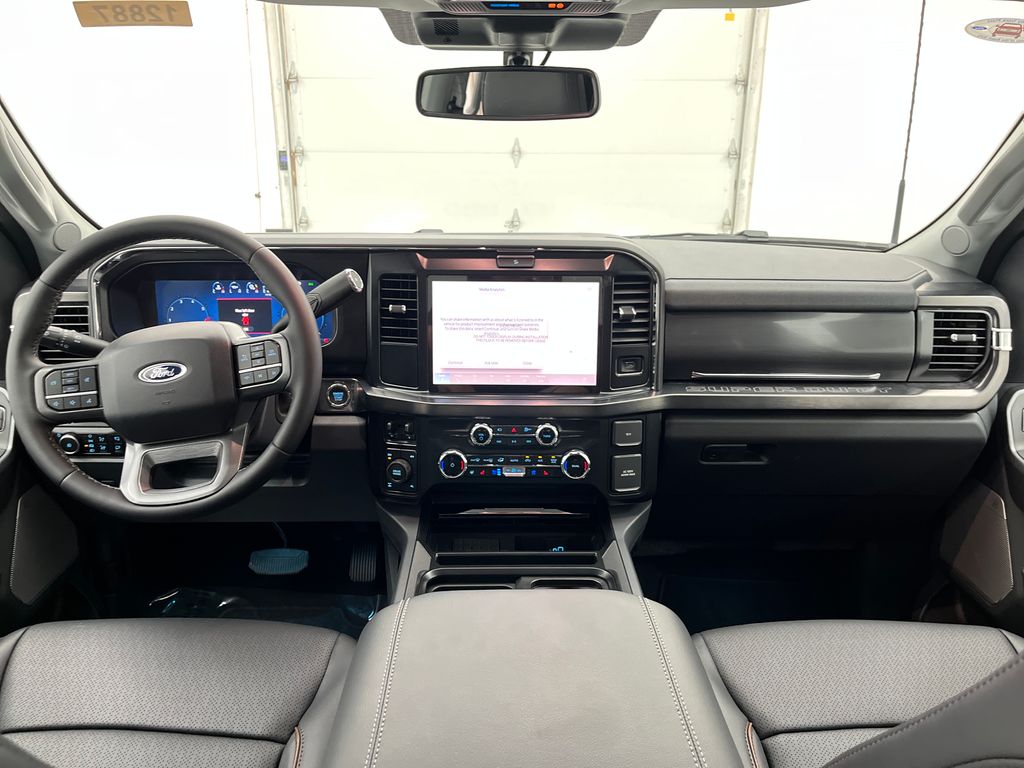 2026 Ford F-350 Lariat photo 11