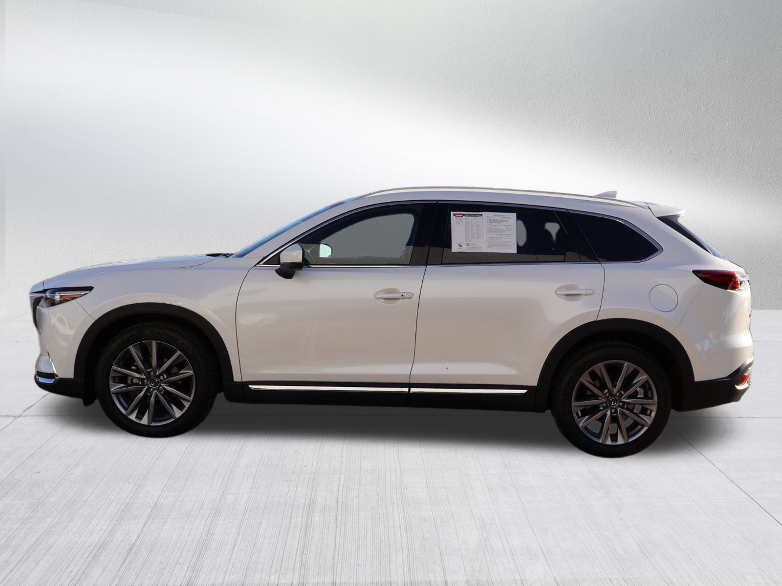 2023 Toyota RAV4 LE photo 4