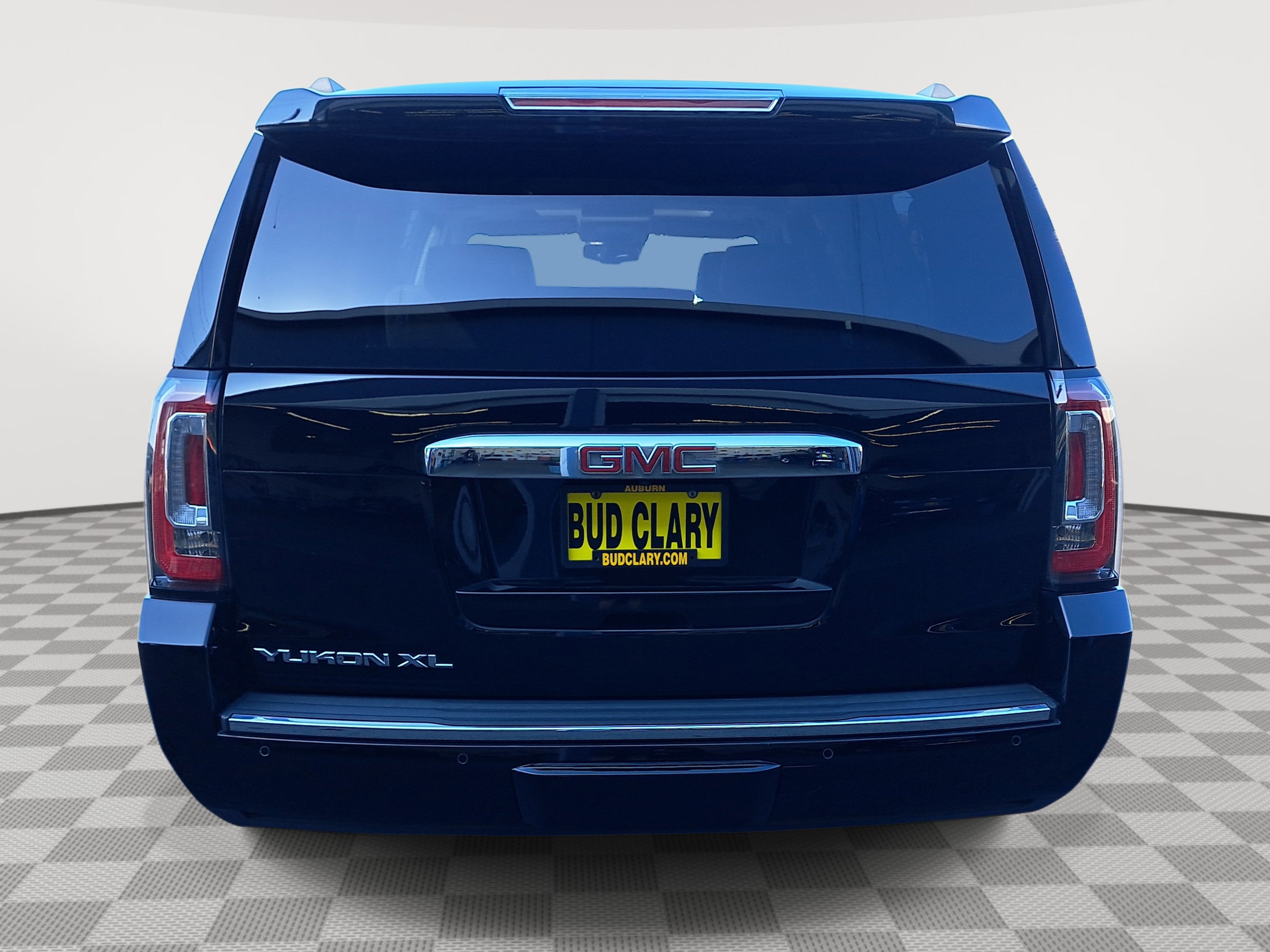2020 Gmc Yukon XL Denali photo 2