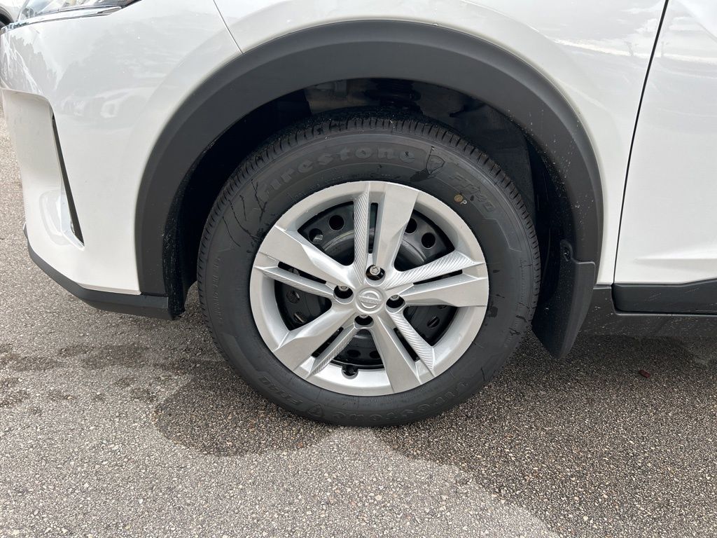 2024 Nissan Kicks S photo 38