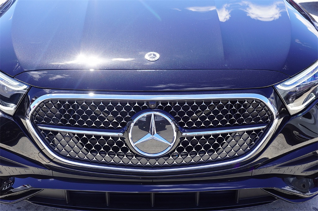 2026 Mercedes Benz E 350 photo 7