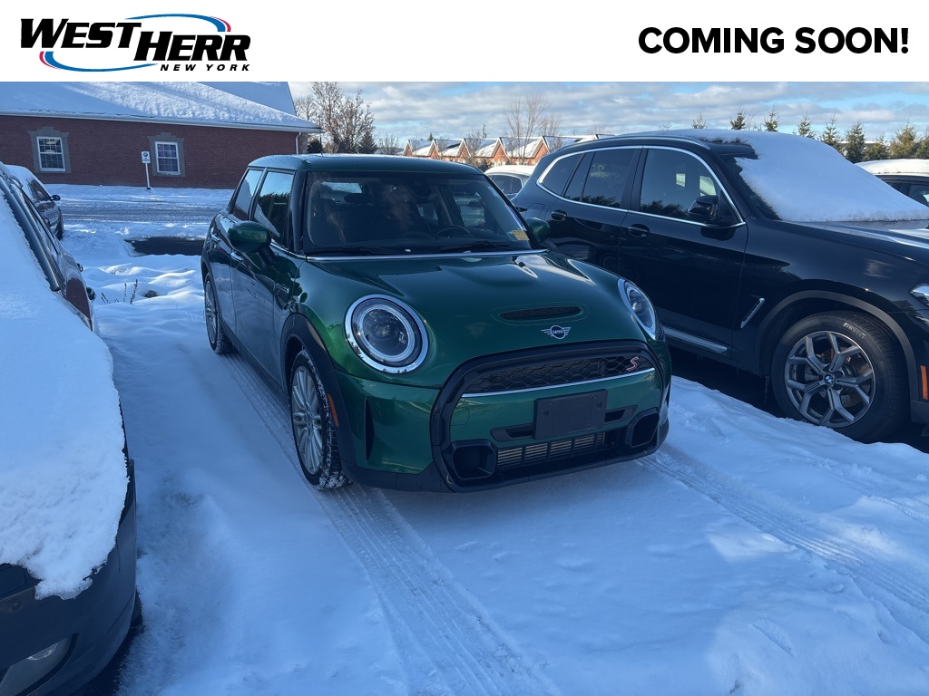 2023 MINI Hardtop 4 Door S's photo
