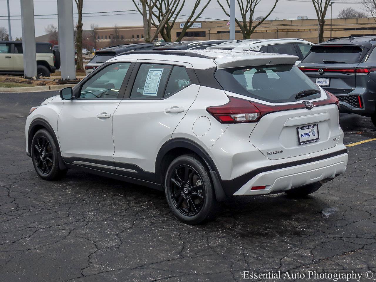 2024 NISSAN KICKS - Image 4