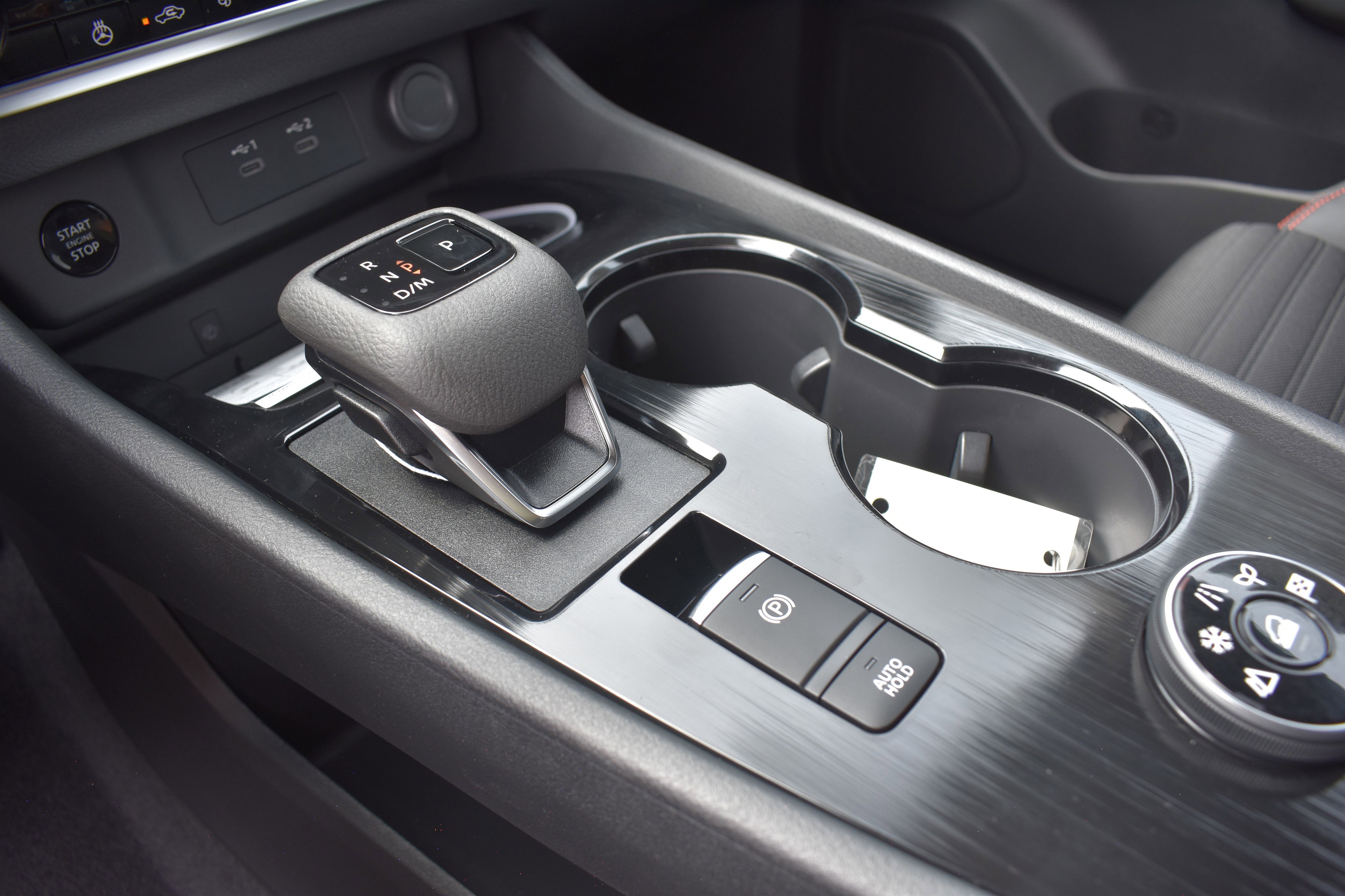 2026 Nissan Rogue SV photo 13