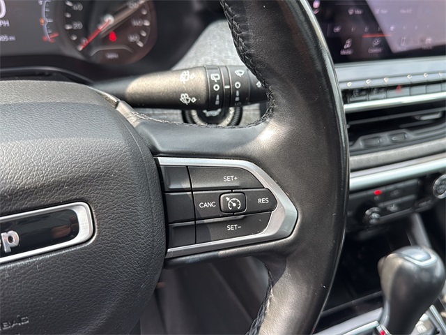 2022 Jeep Compass Latitude Lux photo 19