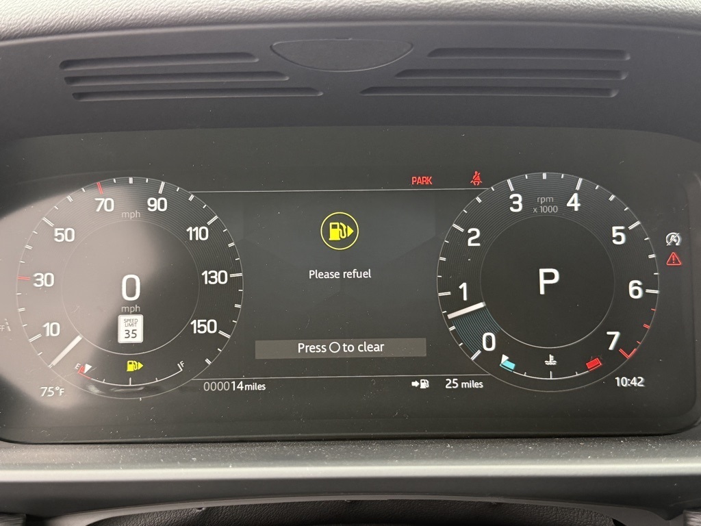 2025 Land Rover Discovery SE photo 17