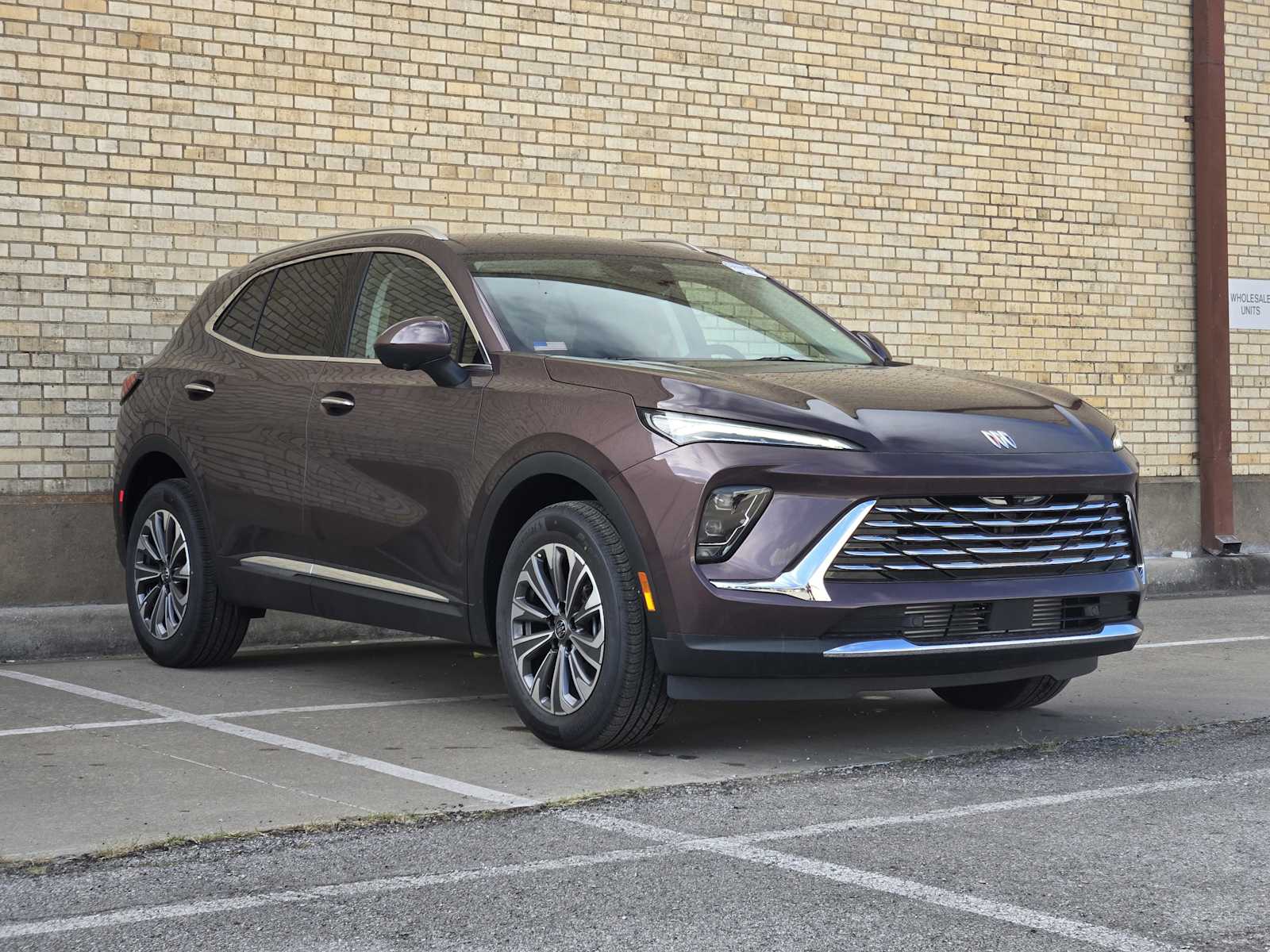 2025 Buick Envision Preferred photo 2
