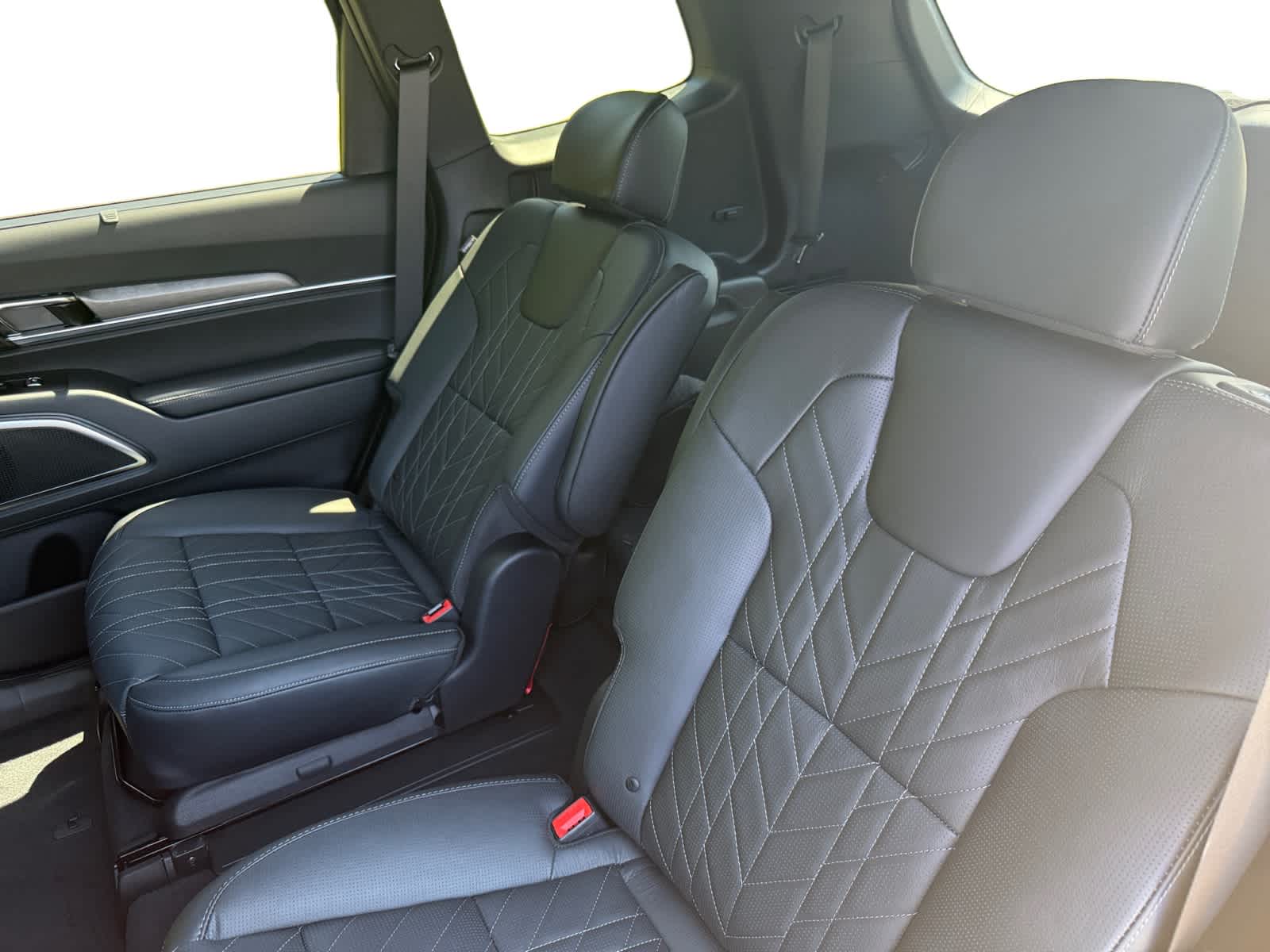 2025 Kia Telluride X-Line photo 10