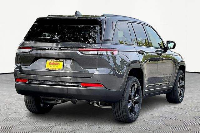 2025 Jeep Grand Cherokee Altitude photo 15