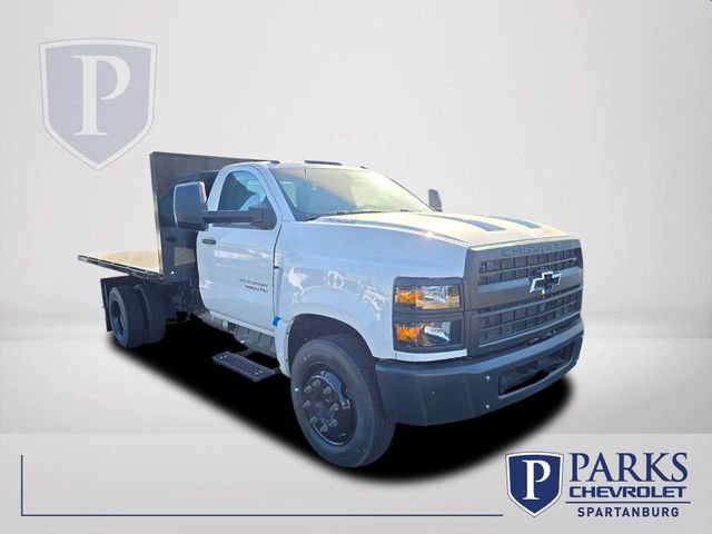 2024 Chevrolet Silverado 4500 Medium Duty Chassis Cab Work Truck's photo