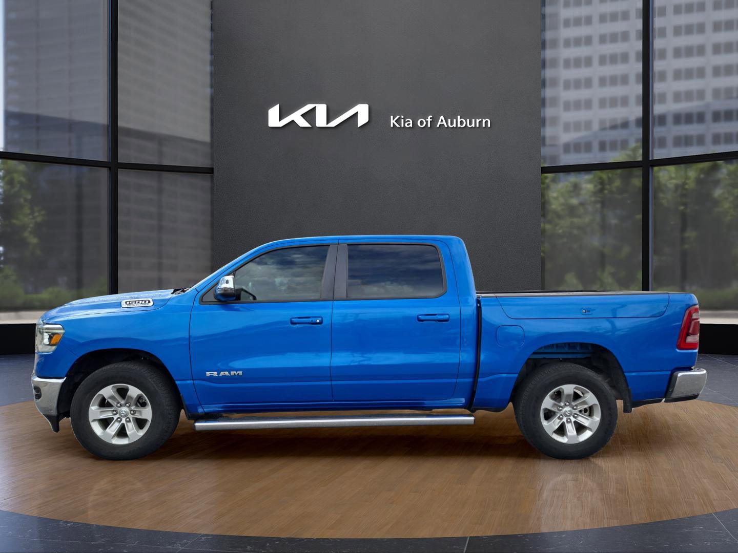 2023 Ram 1500 Laramie photo 10