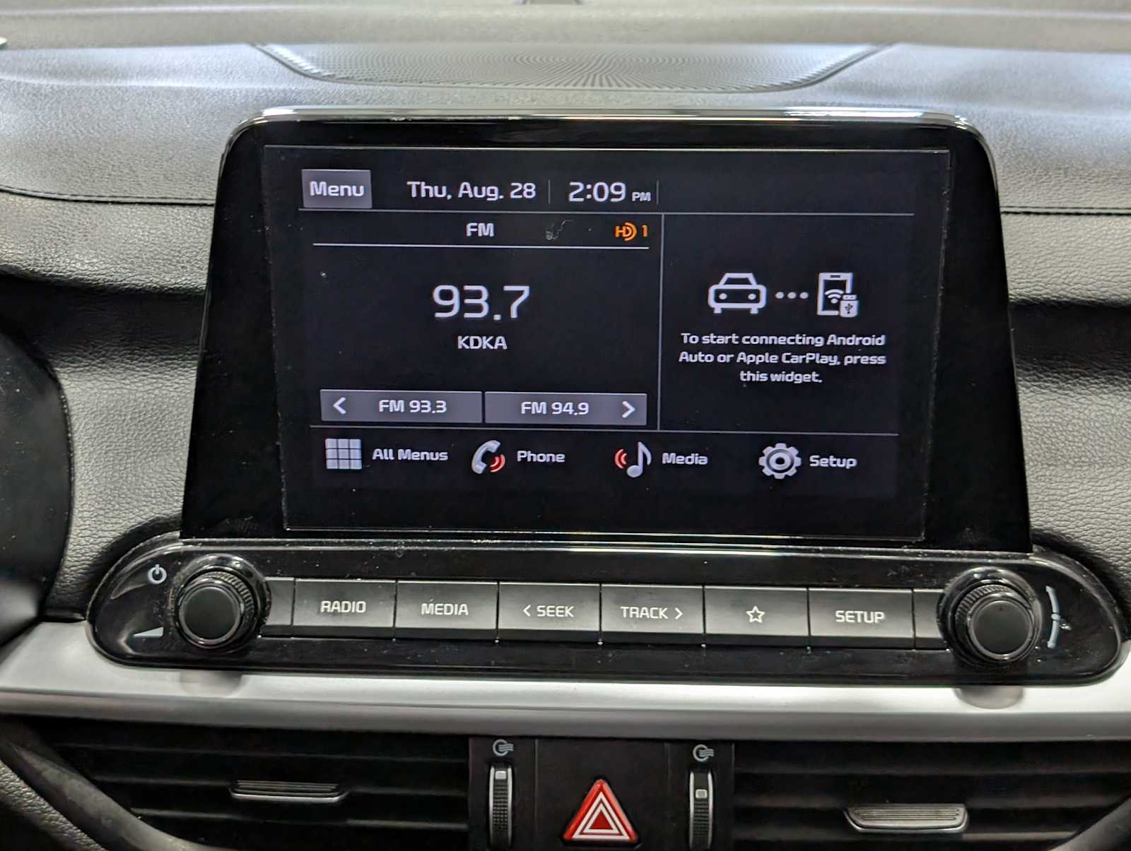 2023 Kia Forte LXS photo 17