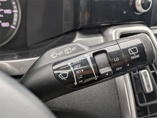 2023 Kia Sorento LX photo 26