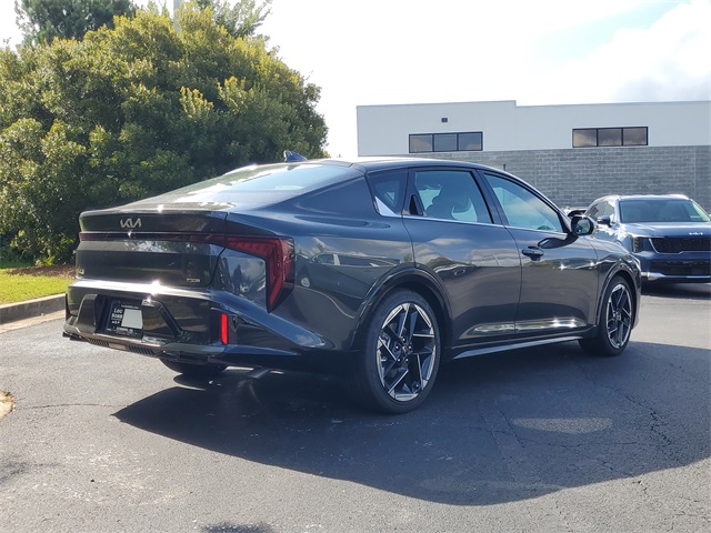 2025 Kia K4 GT-Line photo 4