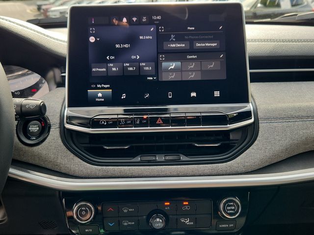 2024 Jeep Compass Latitude photo 11