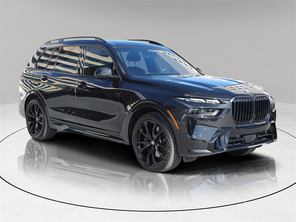 2024 BMW X7 40i's photo