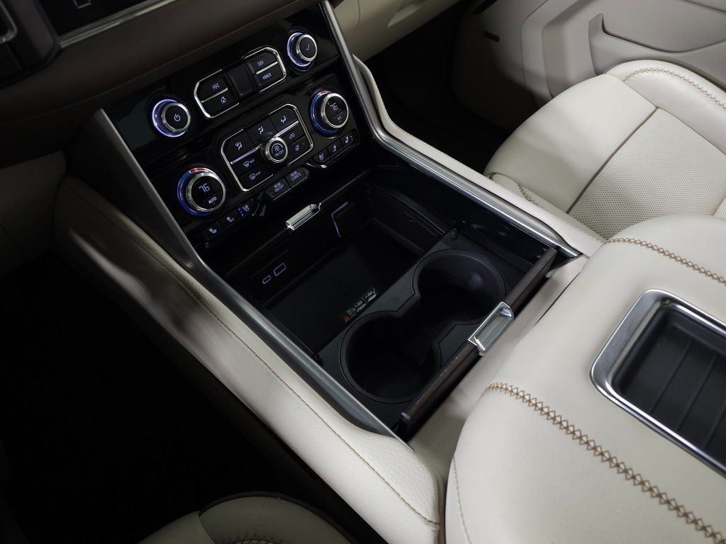 2023 GMC YUKON - Image 35