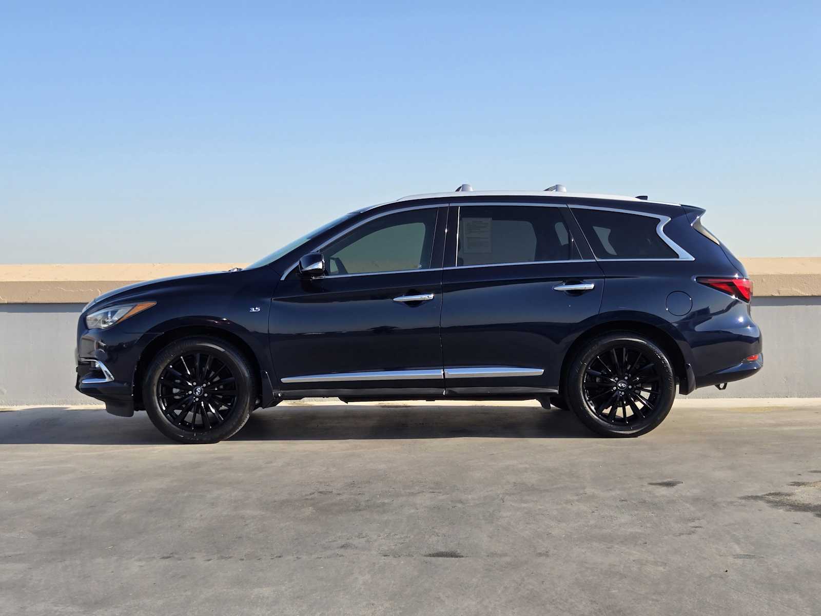 2020 Infiniti QX60 Luxe photo 4