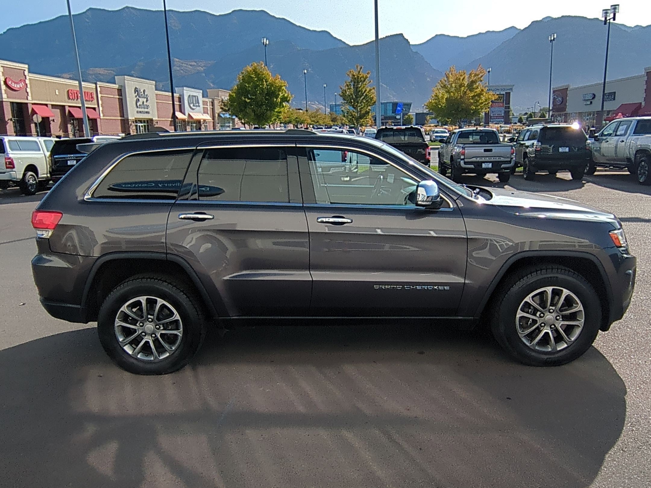 2014 Jeep Grand Cherokee Limited photo 2