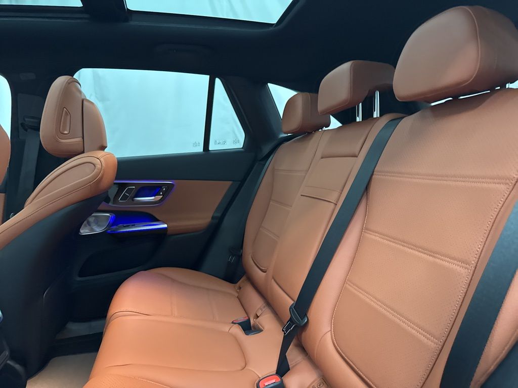 2026 Mercedes Benz GLC 300 photo 16