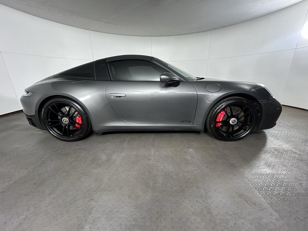 2024 Porsche 911 Targa 4 GTS photo 4