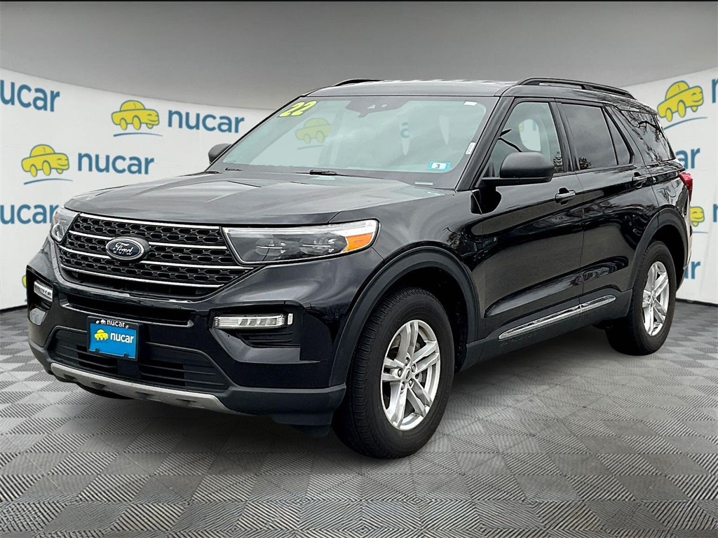 2022 Ford Explorer XLT photo 3