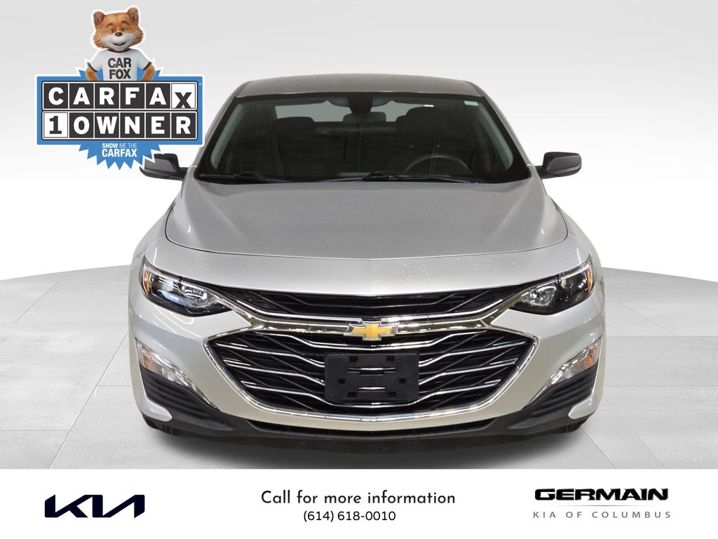 2020 Chevrolet Malibu LS photo 2