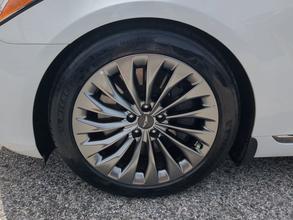 2019 Genesis G90 3.3T Premium photo 10