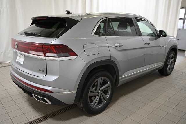 2024 Volkswagen Atlas Cross Sport SEL R-Line photo 11