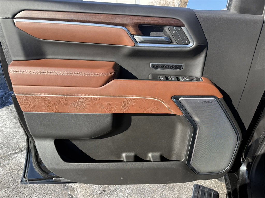 2025 GMC SIERRA - Image 13