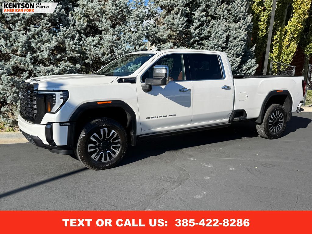 2024 GMC Sierra 2500HD Denali Ultimate's photo