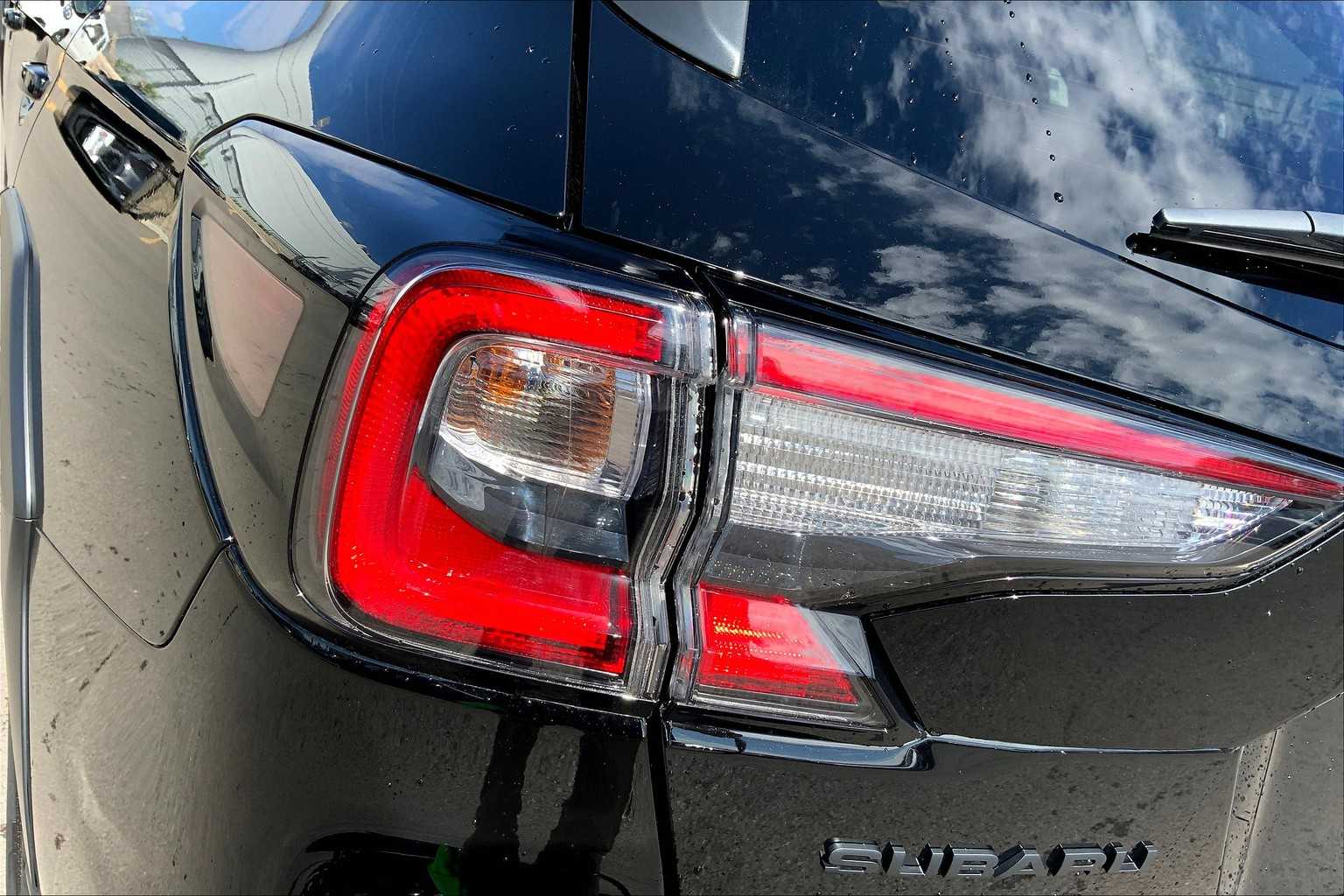 2025 Subaru Outback Onyx Edition XT photo 14