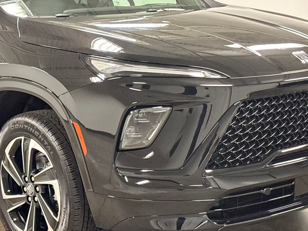 2026 Buick Enclave Sport Touring photo 3