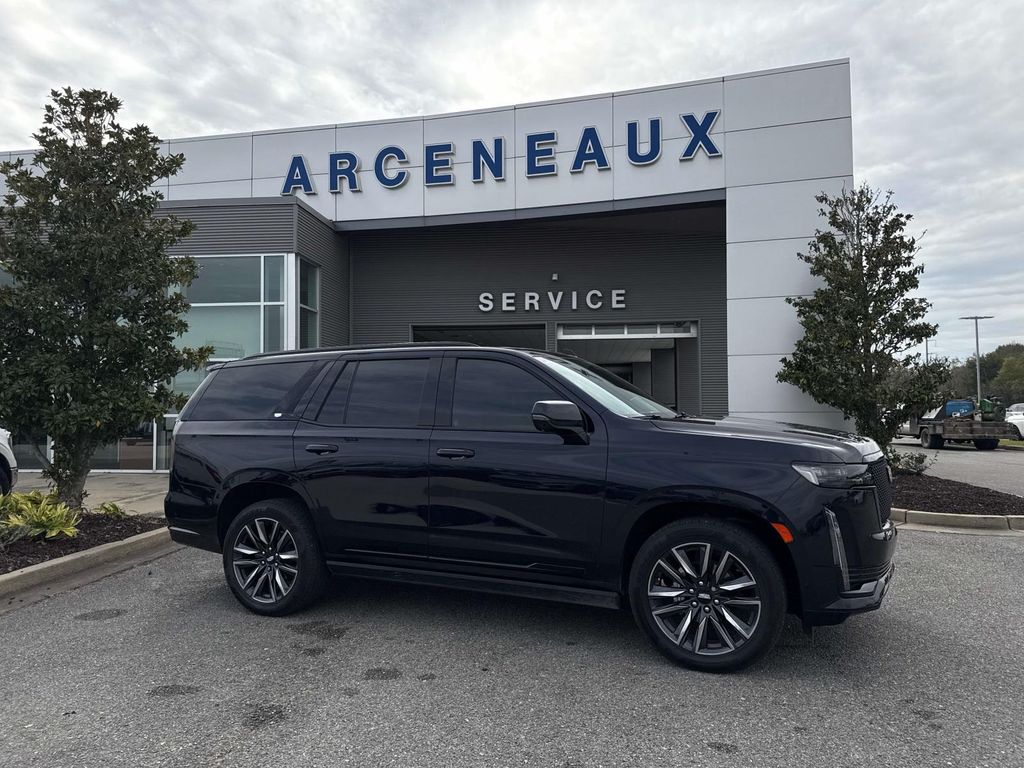 2022 Cadillac Escalade Sport Platinum's photo