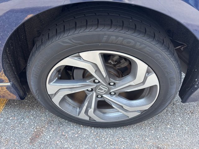 2020 Honda Accord EX photo 20