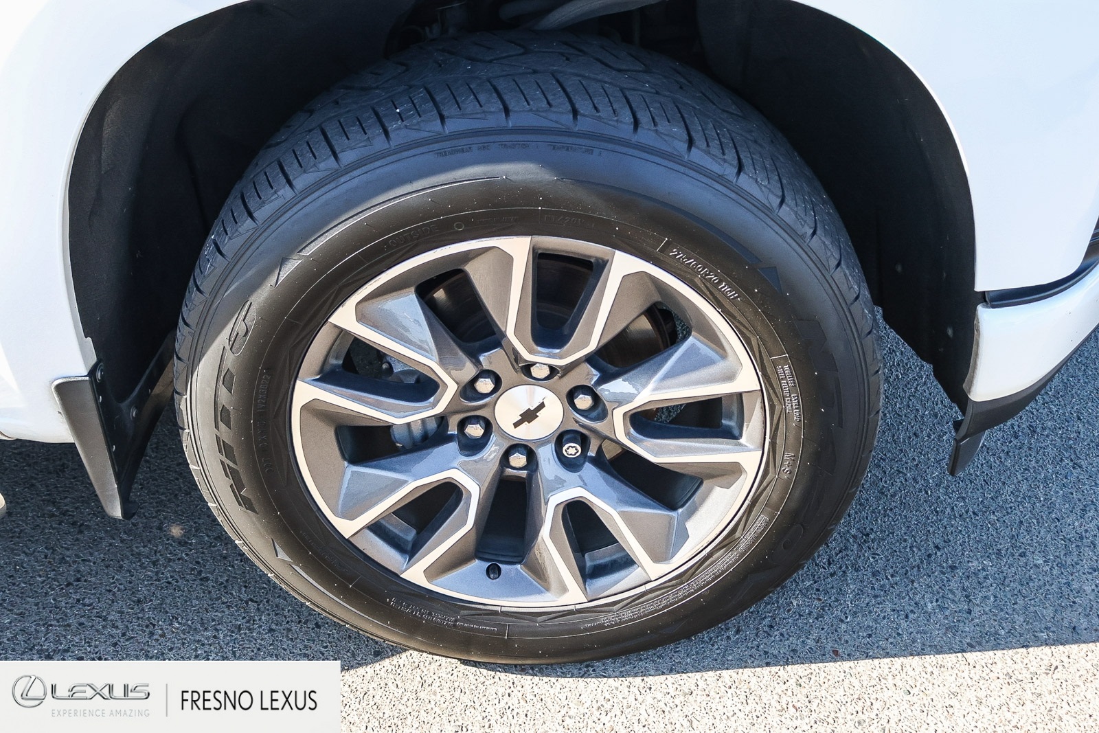 2020 Chevrolet Silverado 1500 RST photo 9