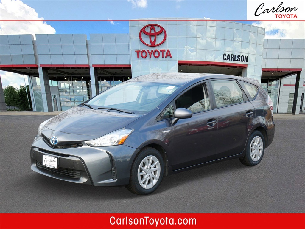 2017 Toyota Prius v Five