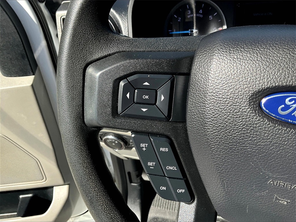 2019 Ford F-350 photo 19