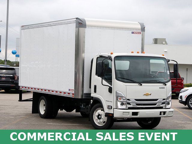 2024 Chevrolet Low Cab Forward Base's photo