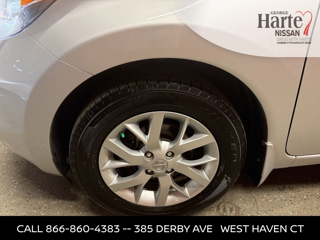 2015 Nissan Versa Note SV photo 28