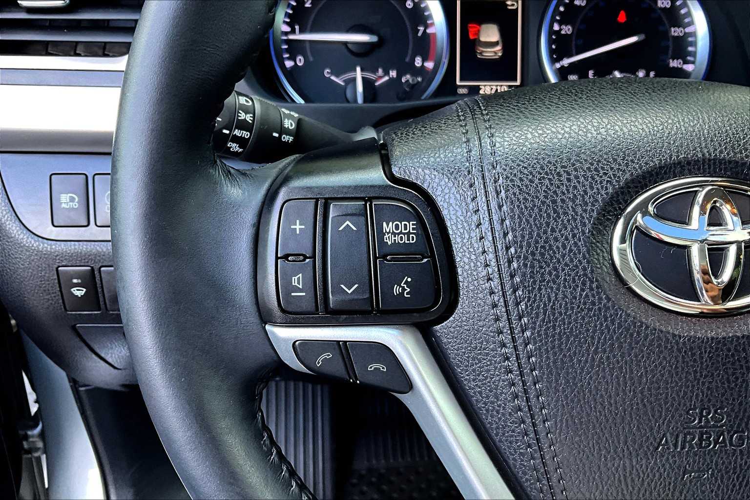 2019 Toyota Highlander XLE photo 22